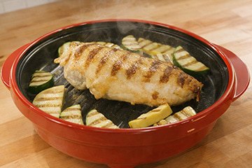 Chicken and vegetables made with Rocket Chef Turbo Grill